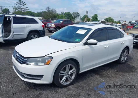 2014 Volkswagen Passat 1.8T Se from USA, damaged, VIN 1VWBT7A38EC110850